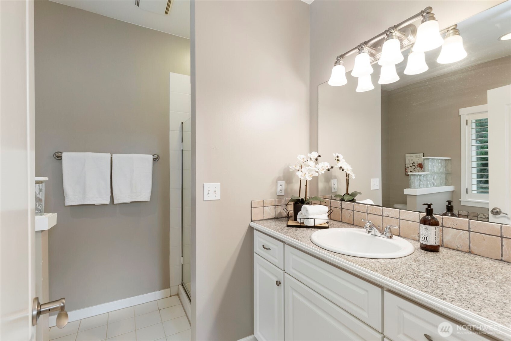 31199 Laughing Dog Avenue NE