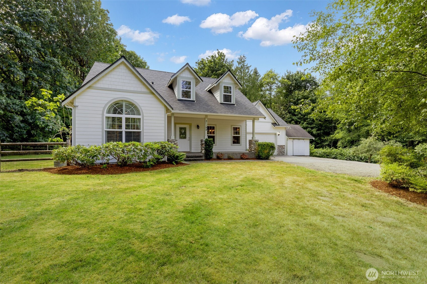 31199 Laughing Dog Avenue NE