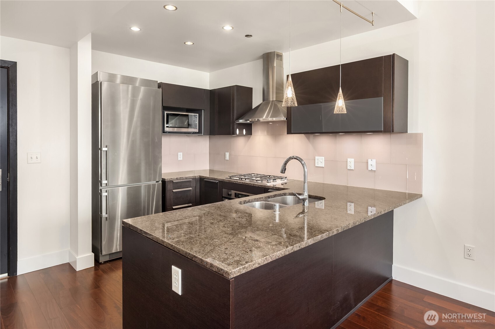 737 Olive Way Unit: 2704