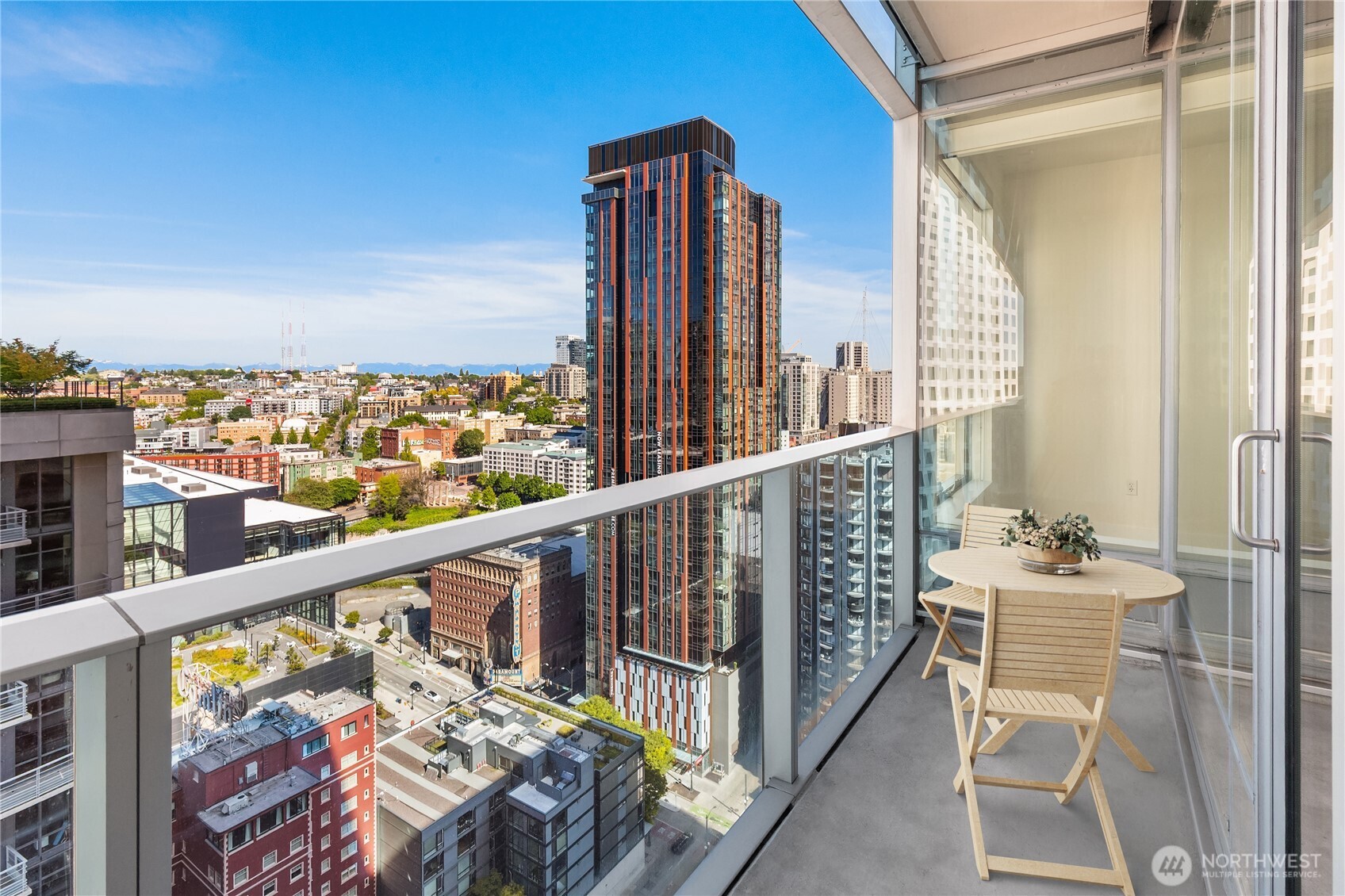 737 Olive Way Unit: 2704