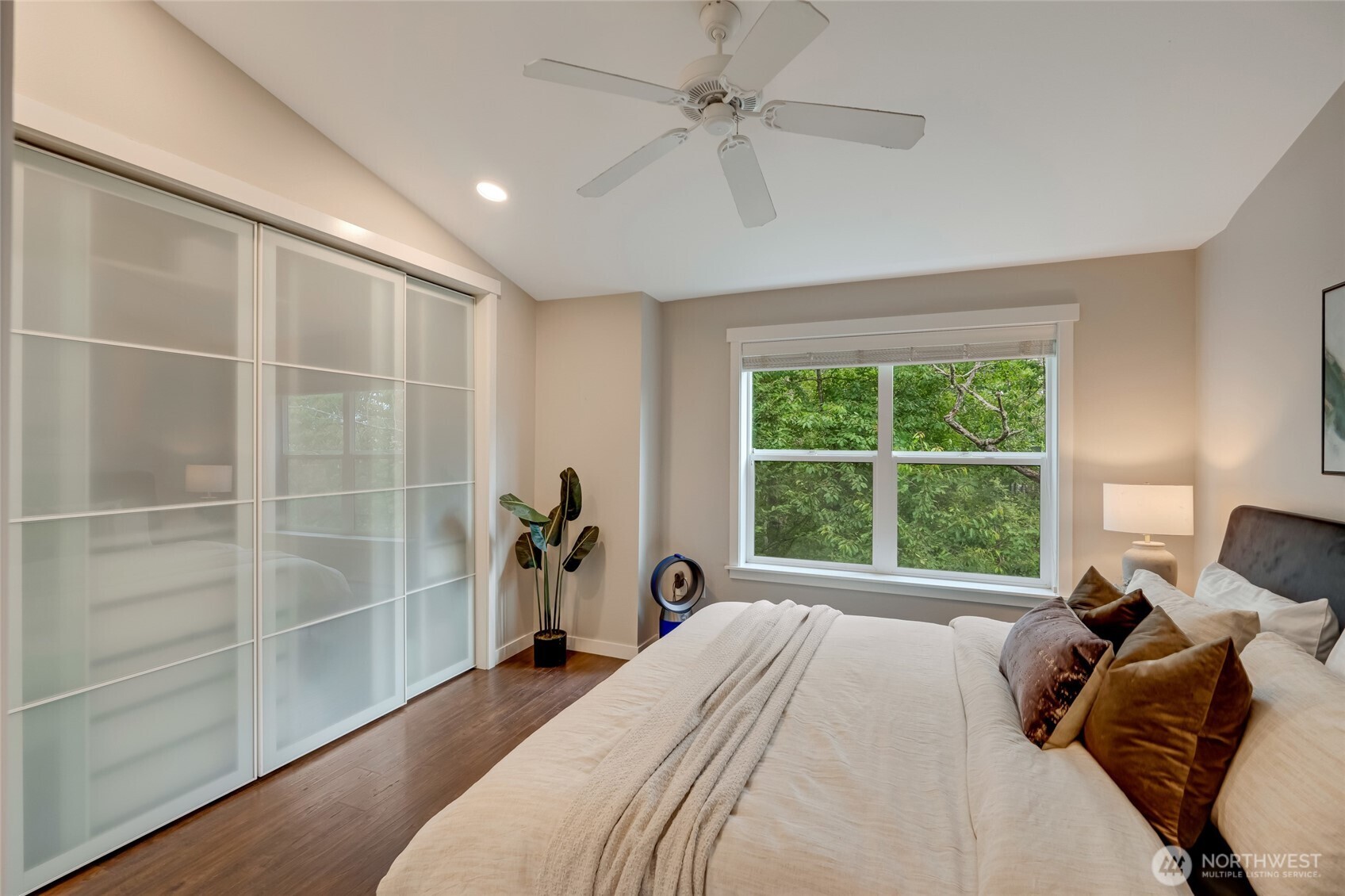 3116 164th Street SW Unit: 806