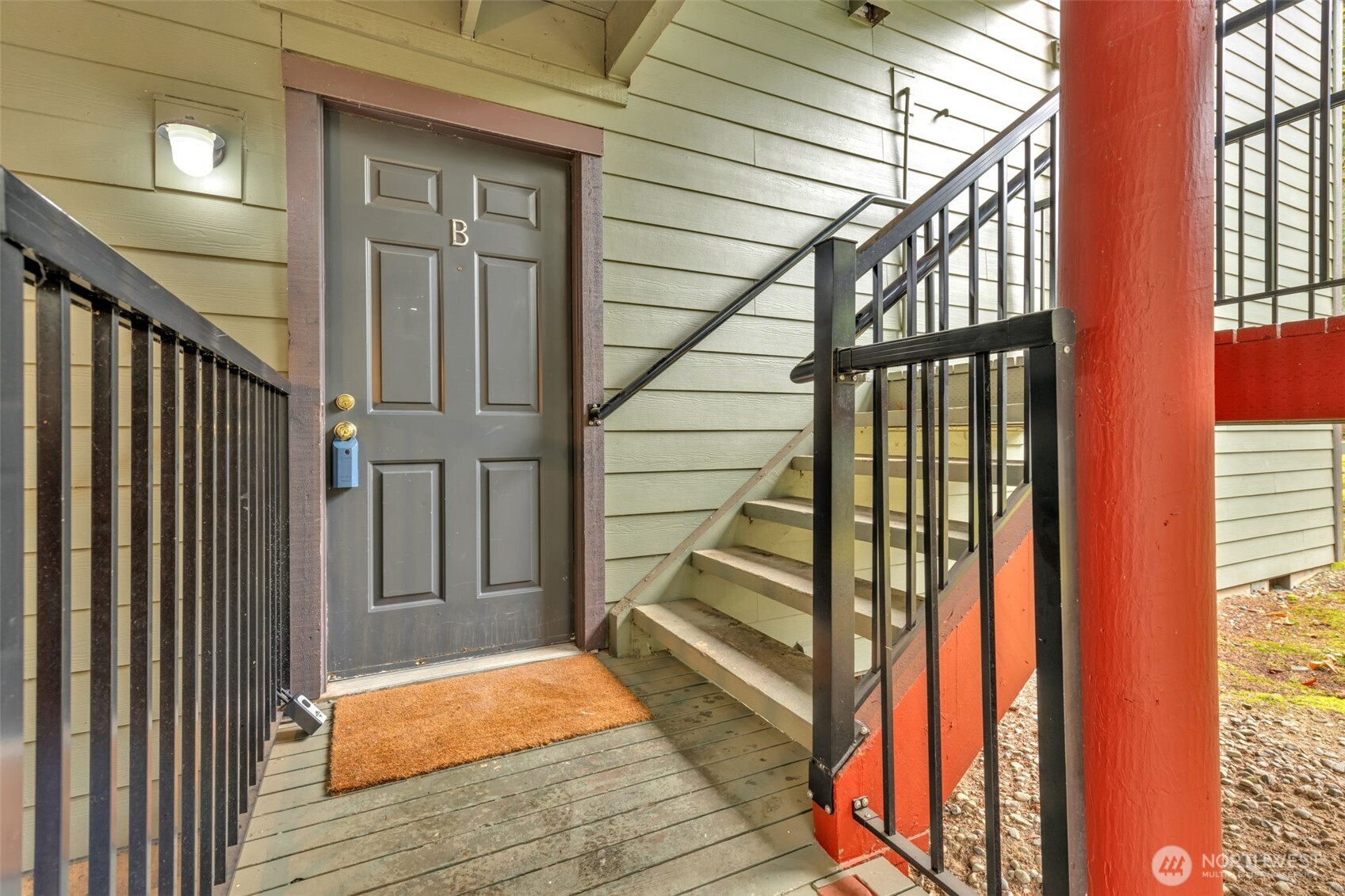 14421 NE 30th Place Unit: 7B