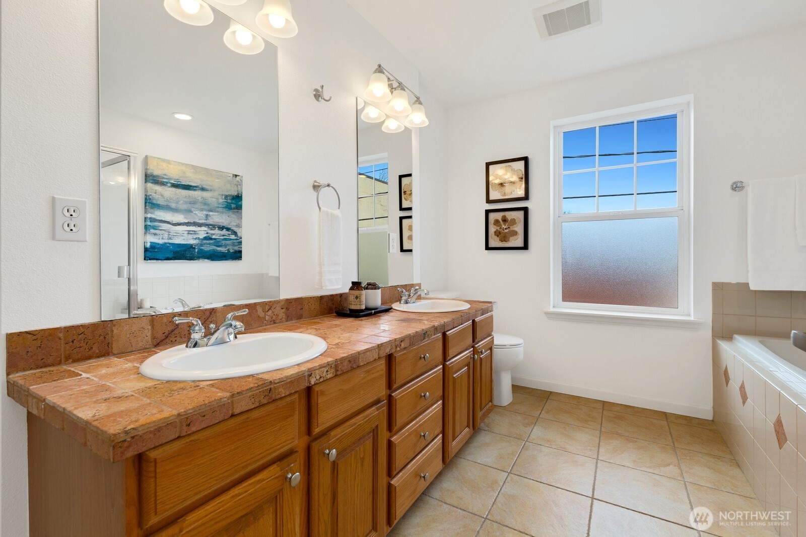 335 16th Avenue E Unit: B