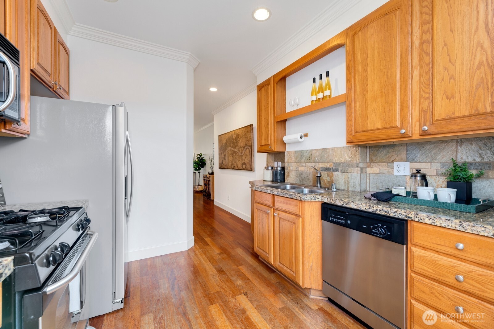335 16th Avenue E Unit: B
