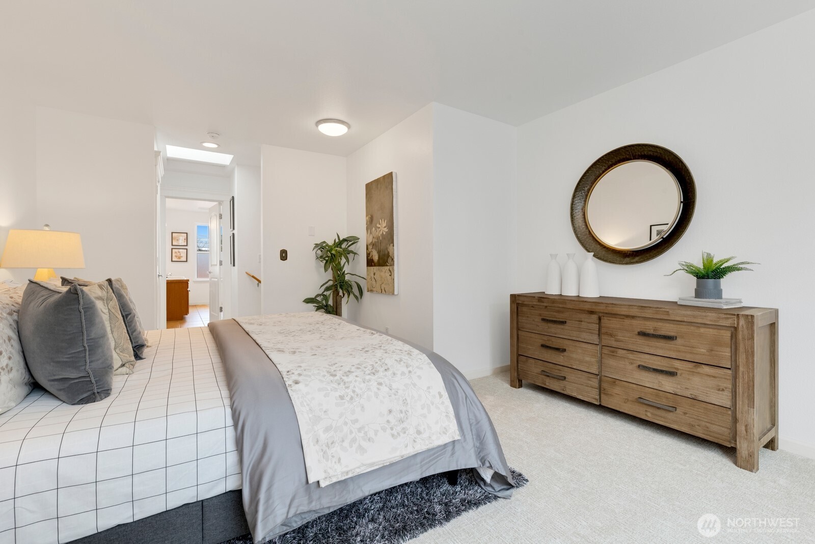 335 16th Avenue E Unit: B