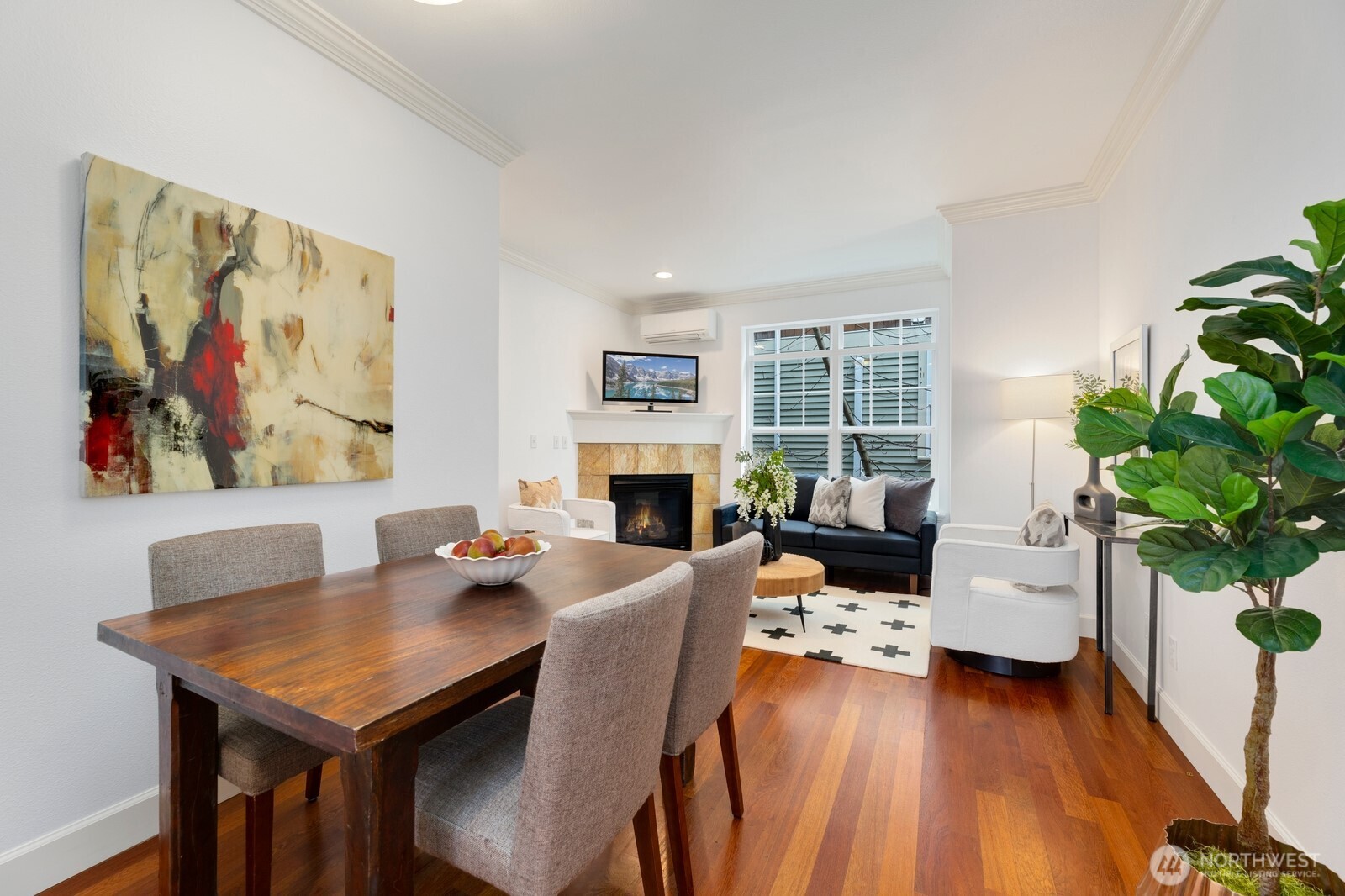 335 16th Avenue E Unit: B