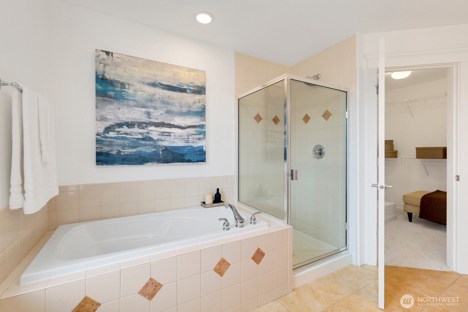 335 16th Avenue E Unit: B