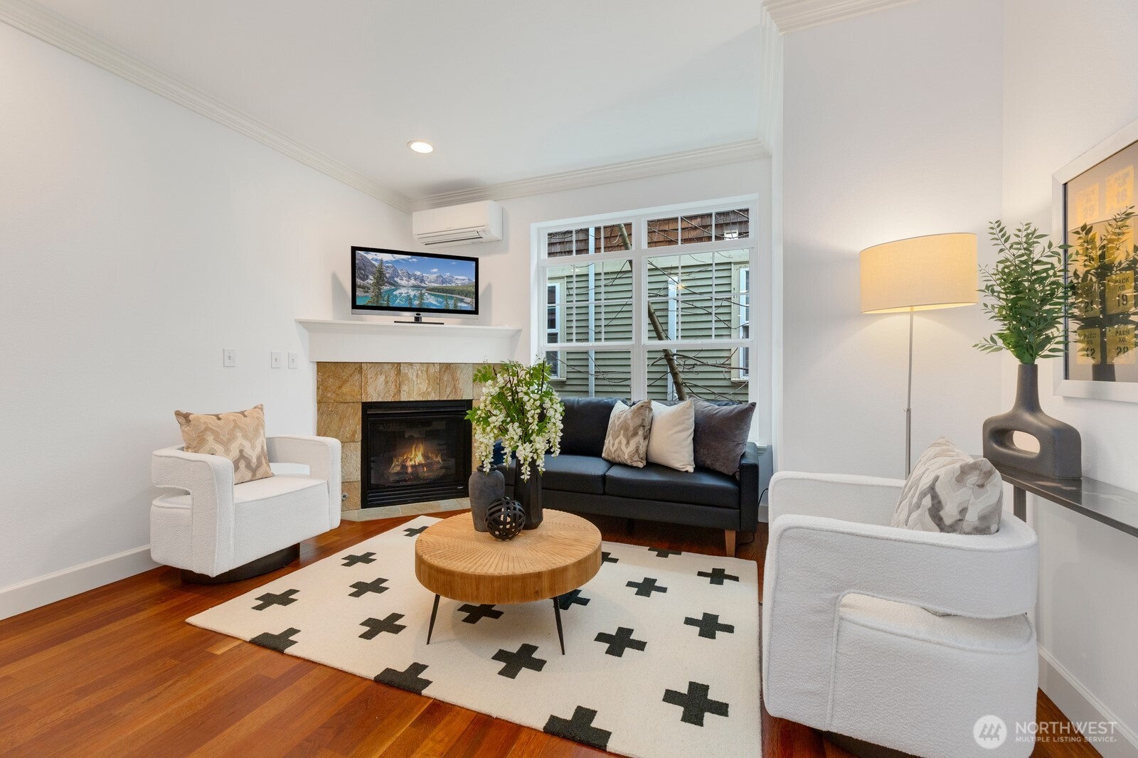 335 16th Avenue E Unit: B