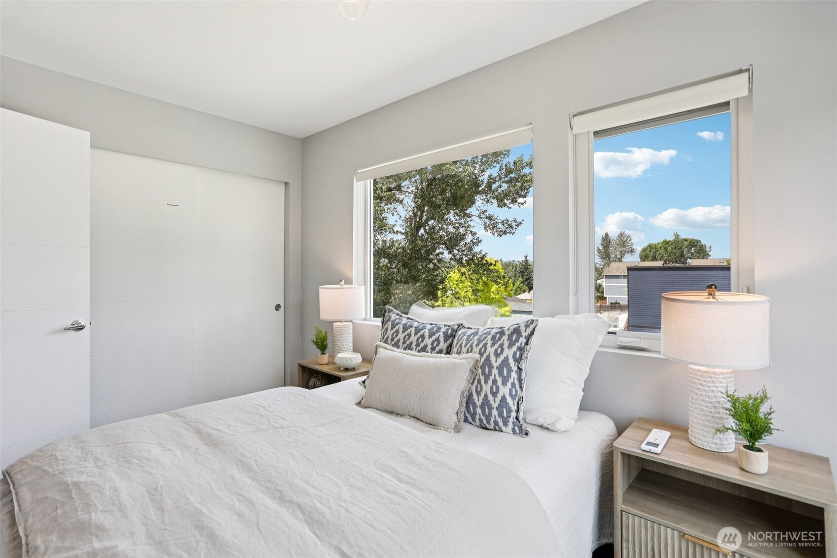 5017 Delridge Way SW Unit: A