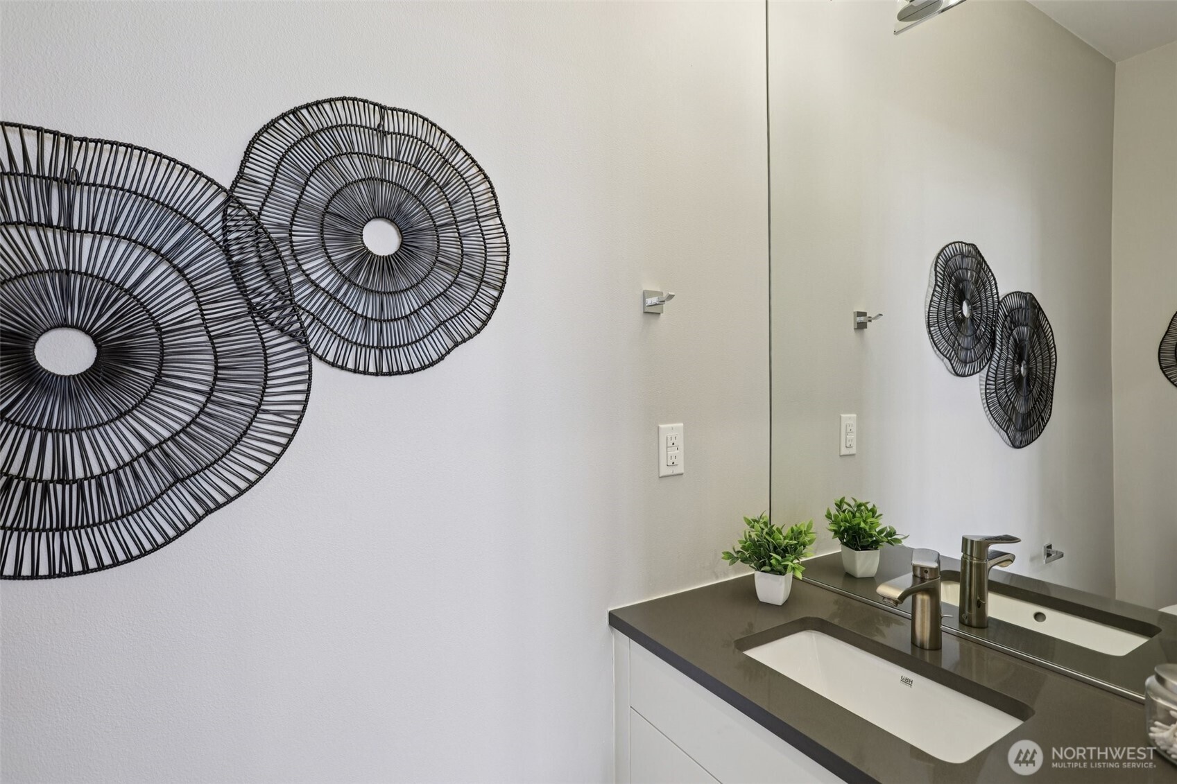 5017 Delridge Way SW Unit: A