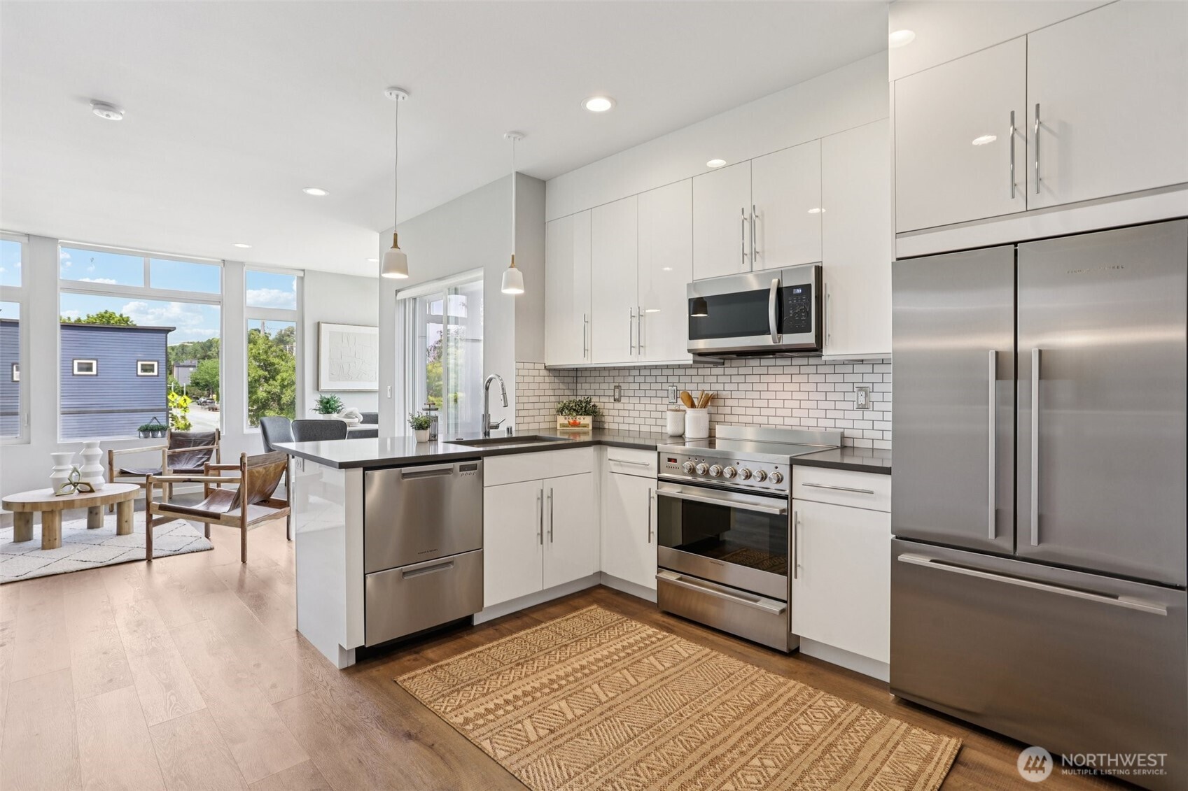 5017 Delridge Way SW Unit: A