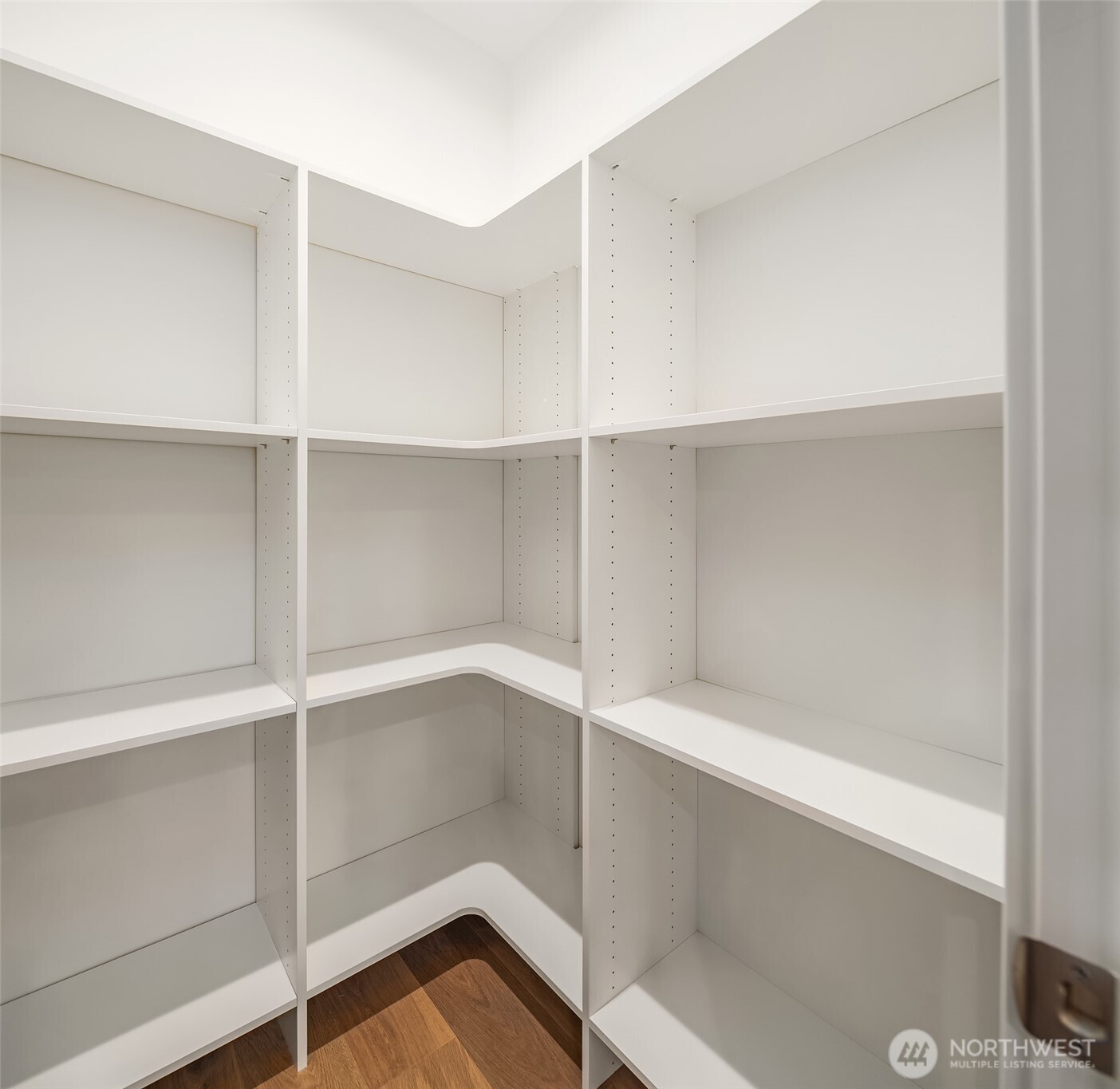 9047 Dibble Avenue NW