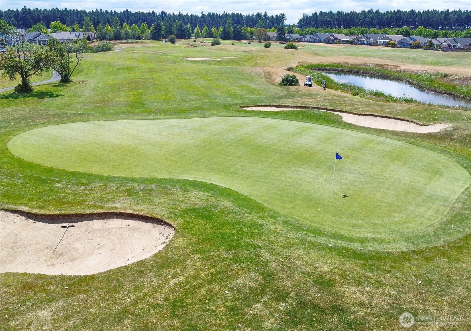 8025 Columbia Way NE