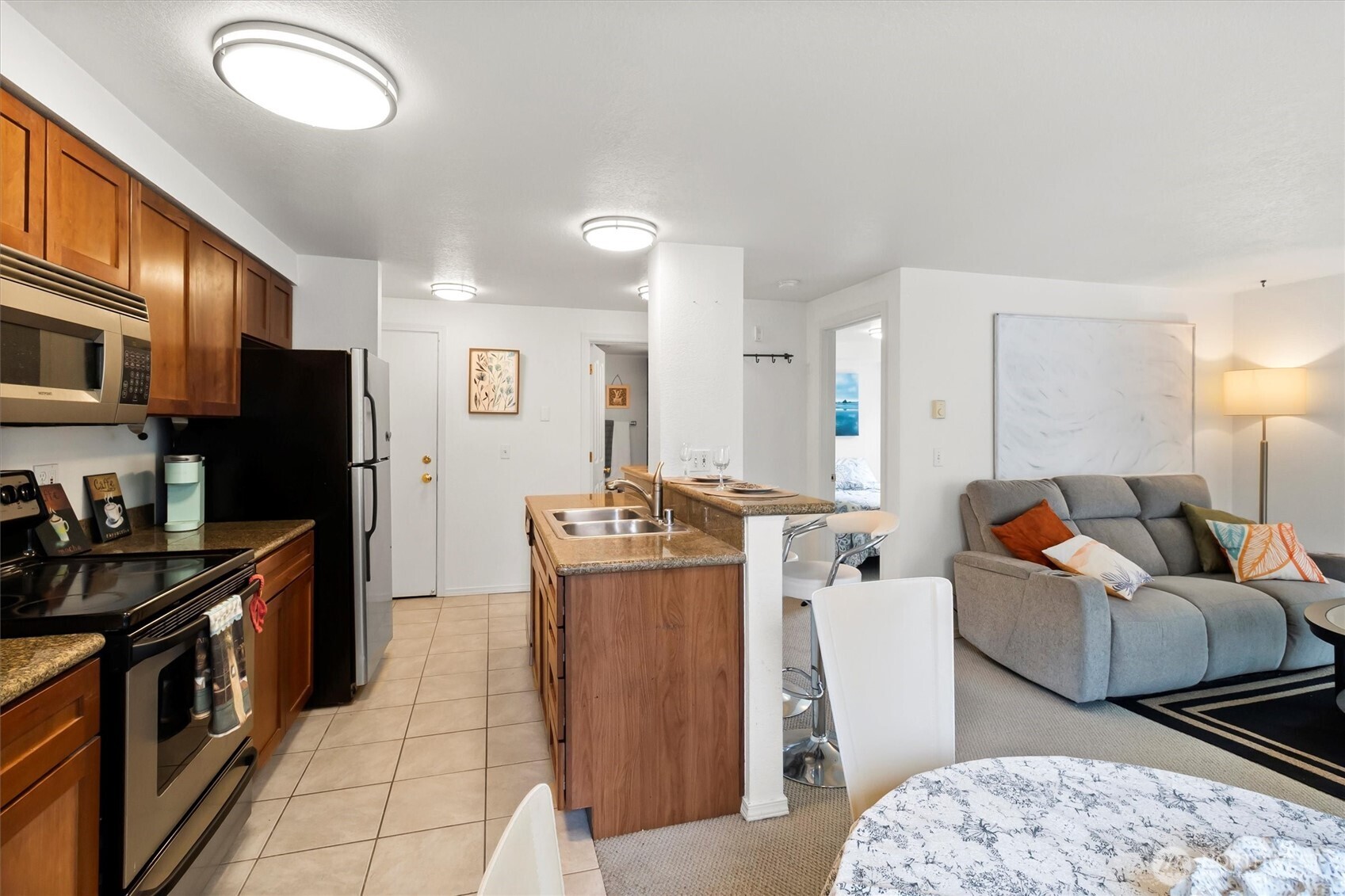 300 10th Avenue Unit: B310