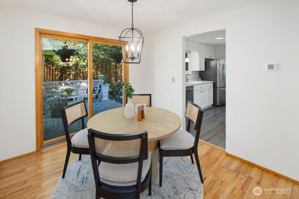 11811 33rd Avenue NE