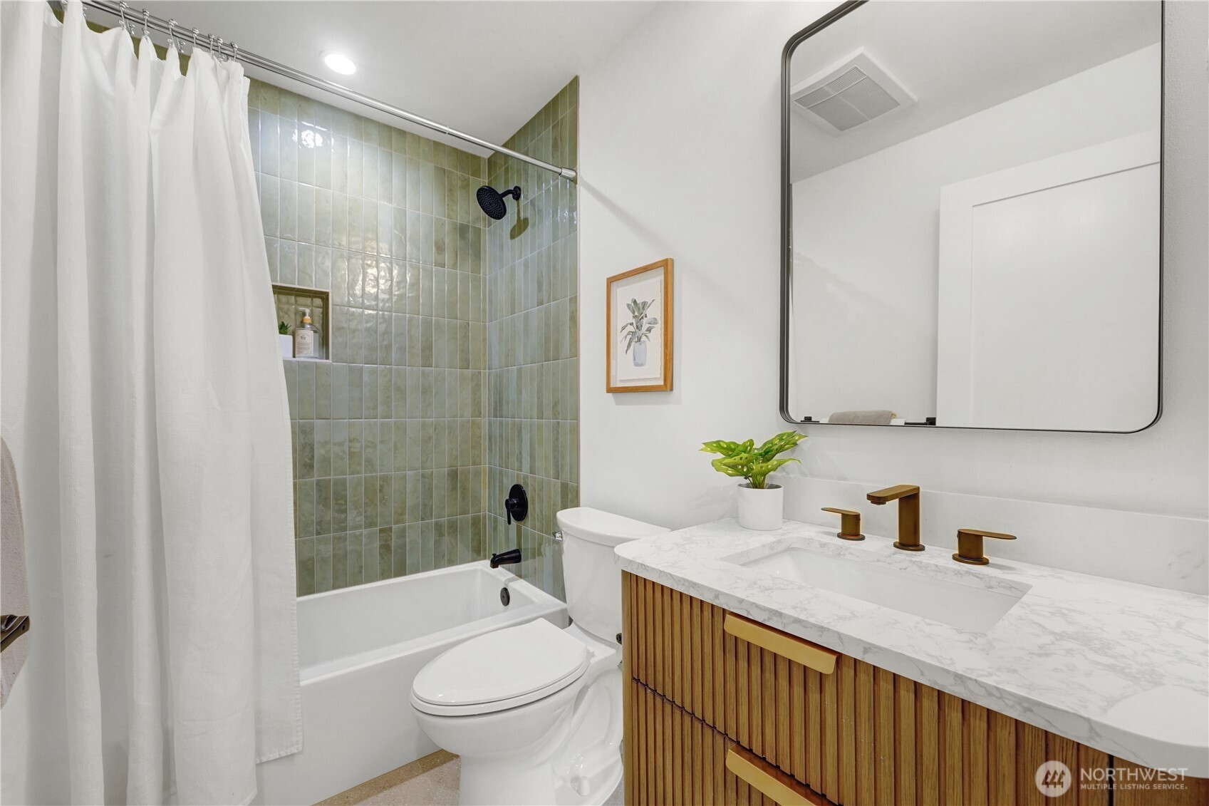 12534 22nd Avenue NE