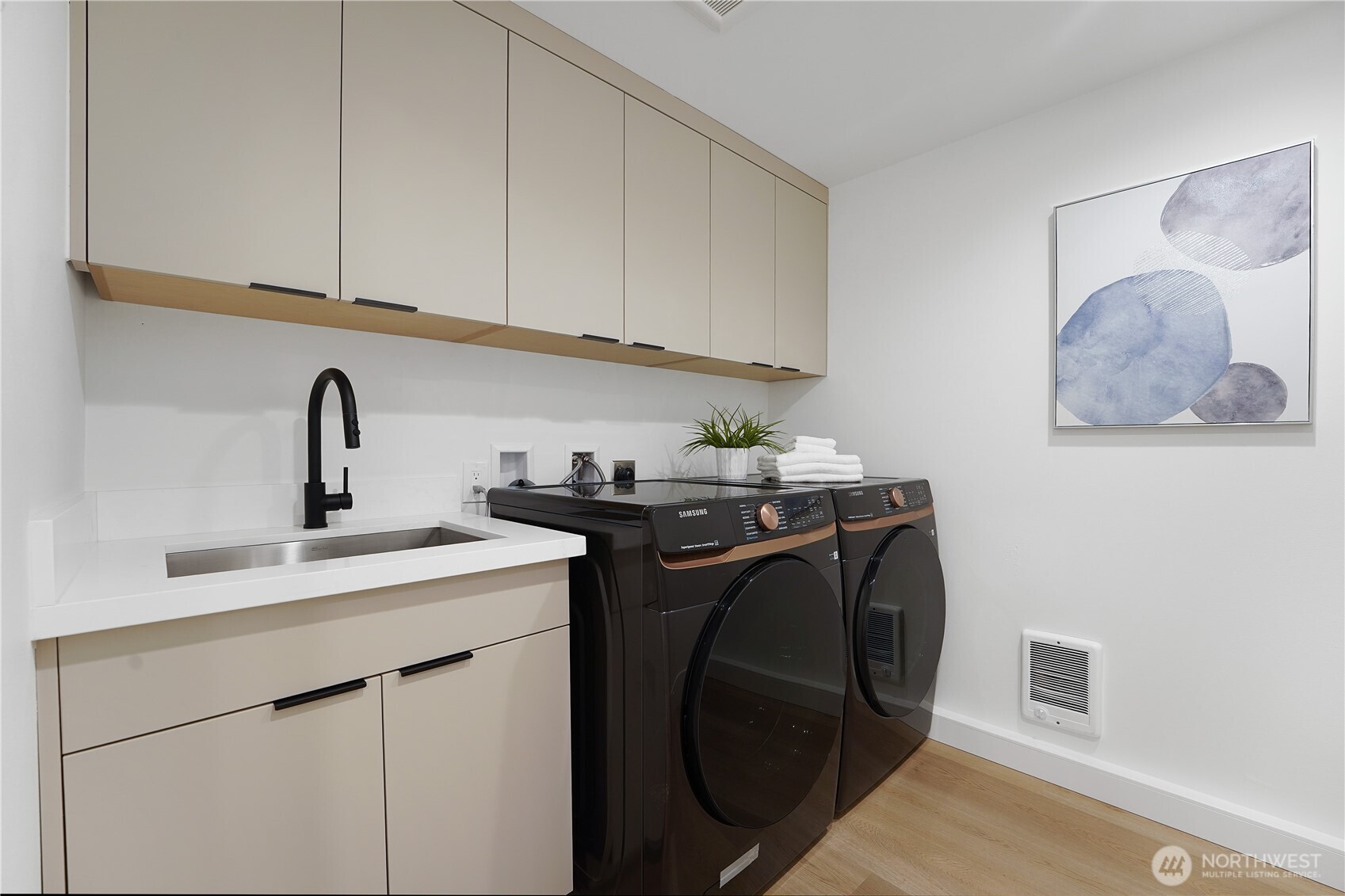 12534 22nd Avenue NE