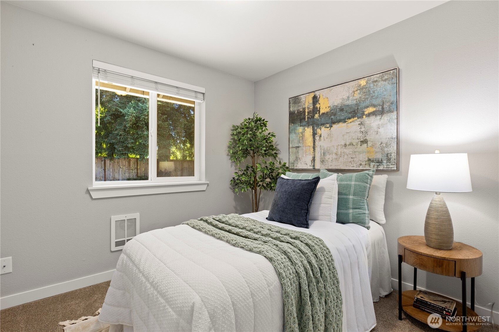 3902 N Highland Street