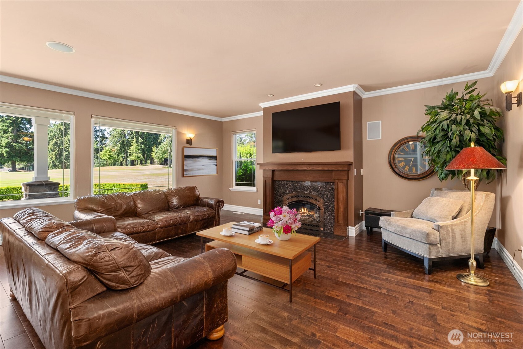 2609 Country Club Court NW
