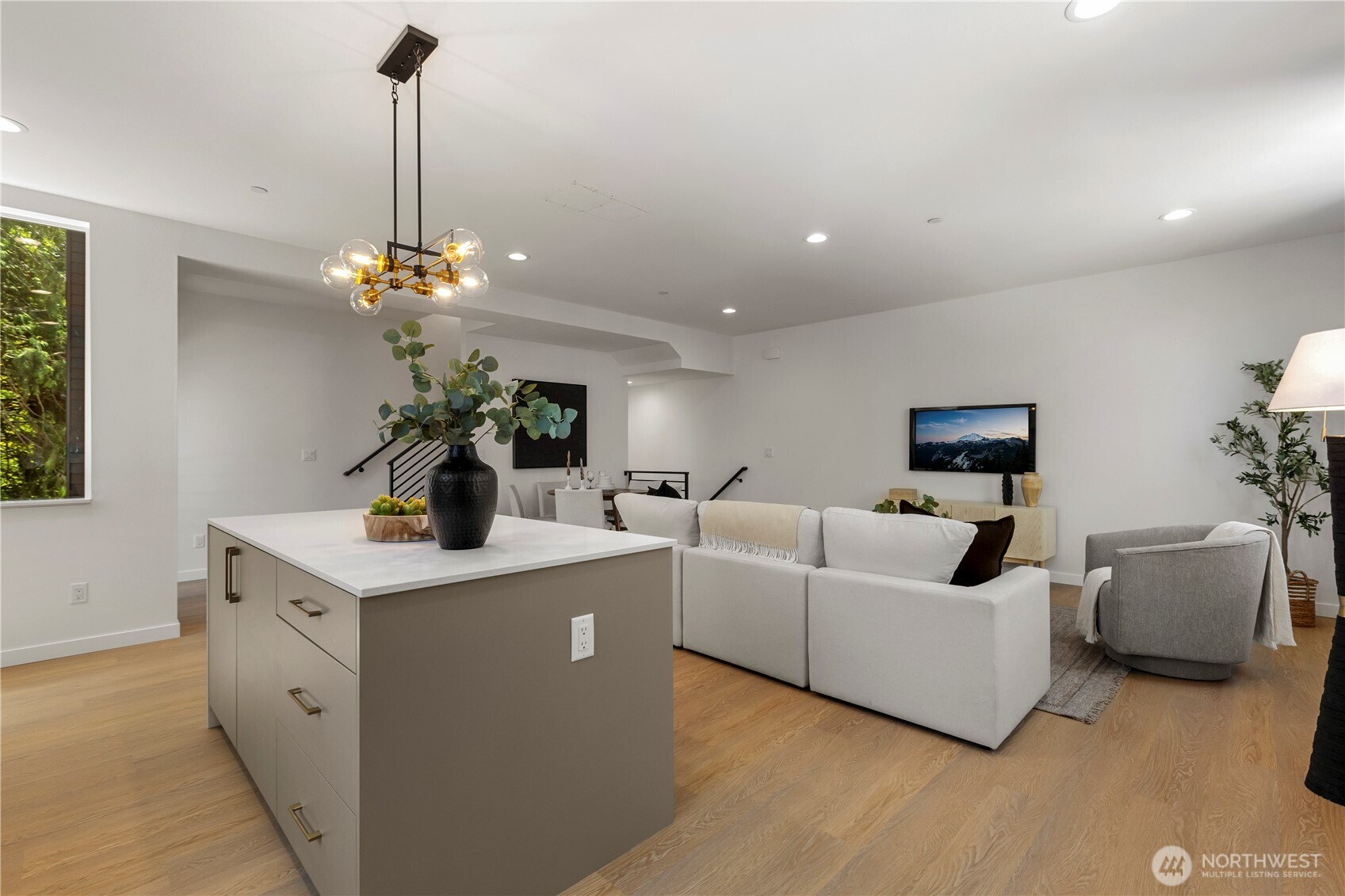 1913 B N 120th Street