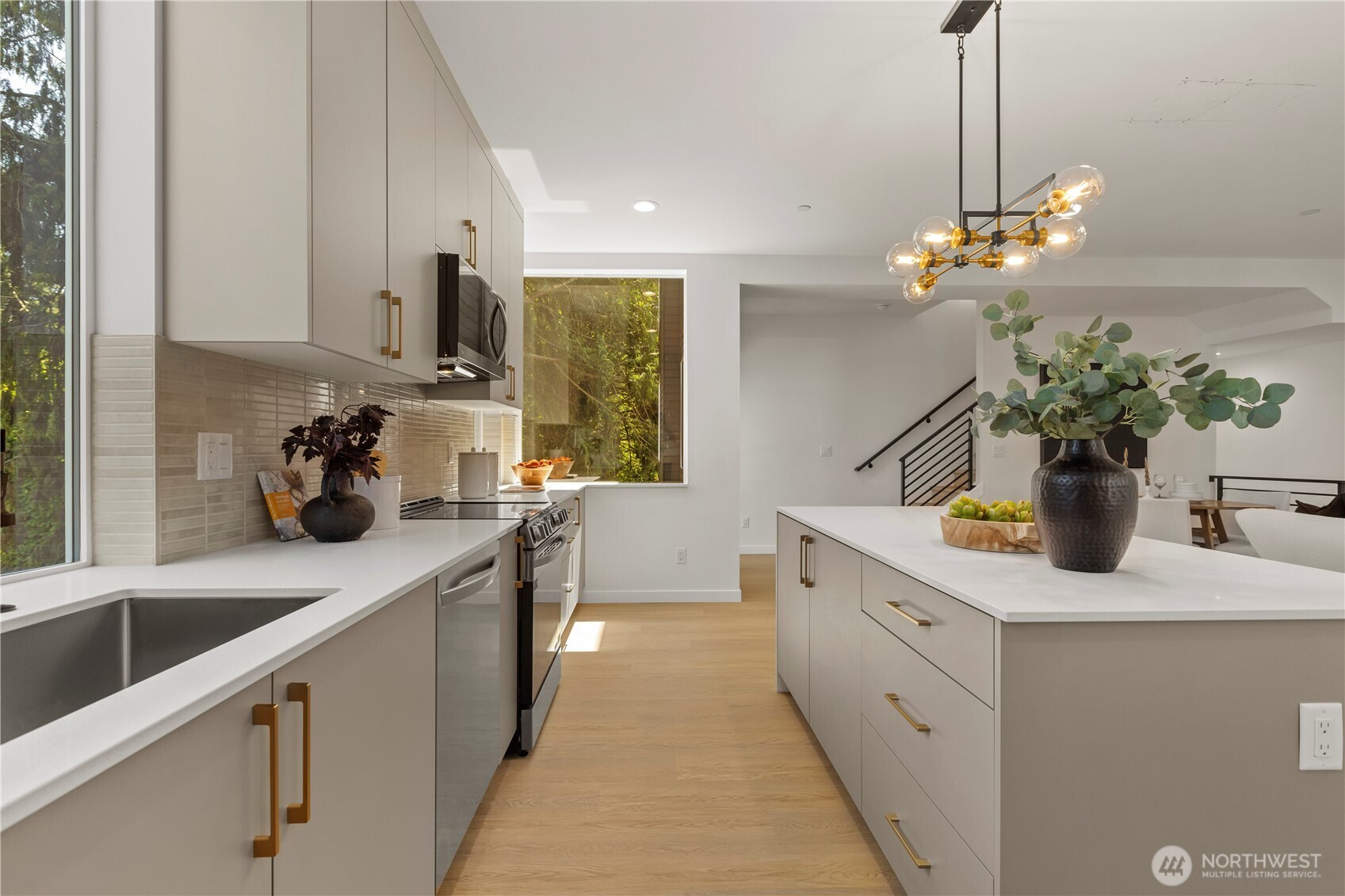 1913 B N 120th Street