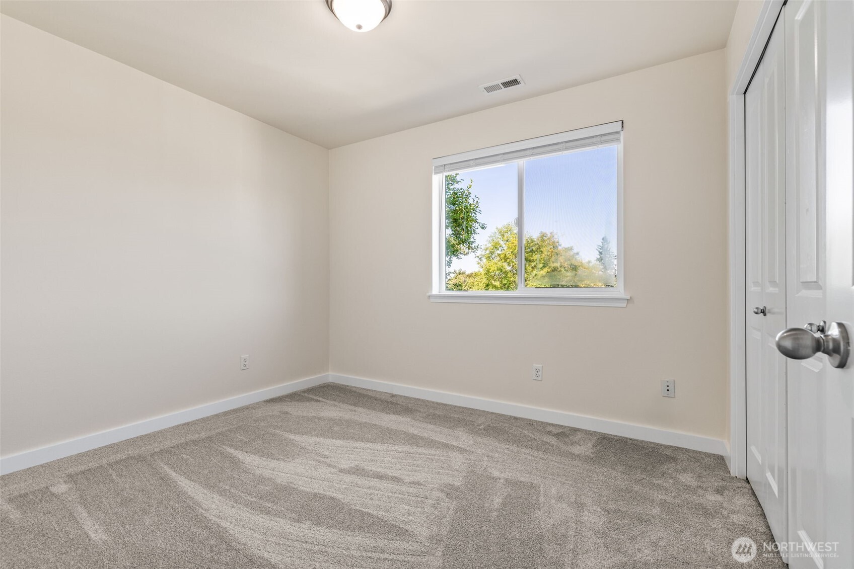 15623 44th Place W Unit: Unit B