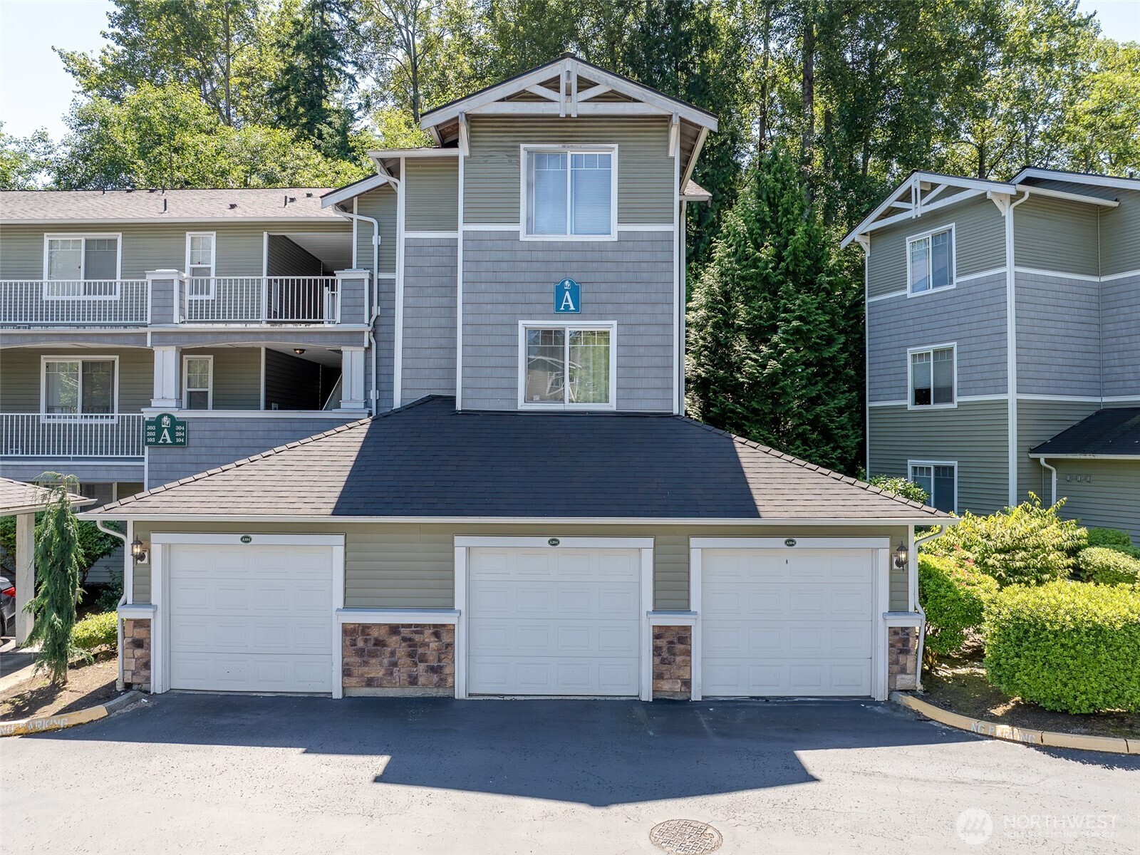 12712 Admiralty Way Unit: A104