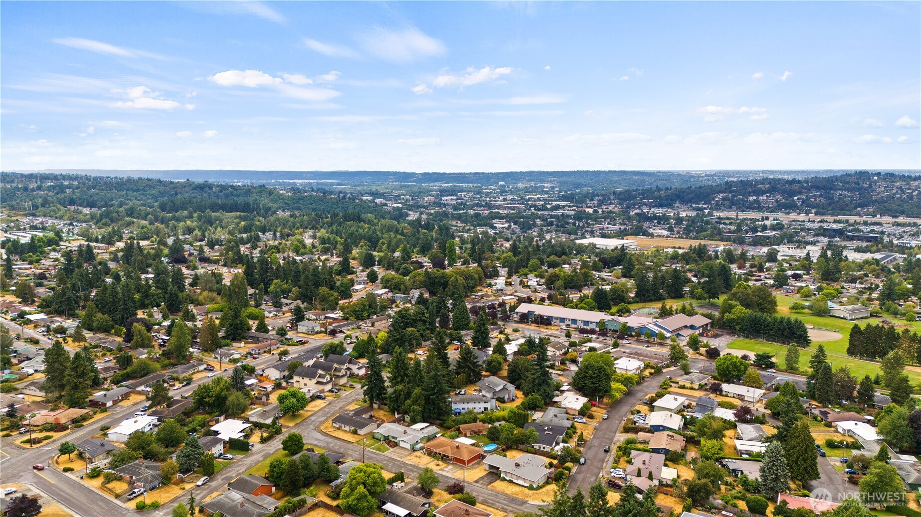 813 Jefferson Avenue NE