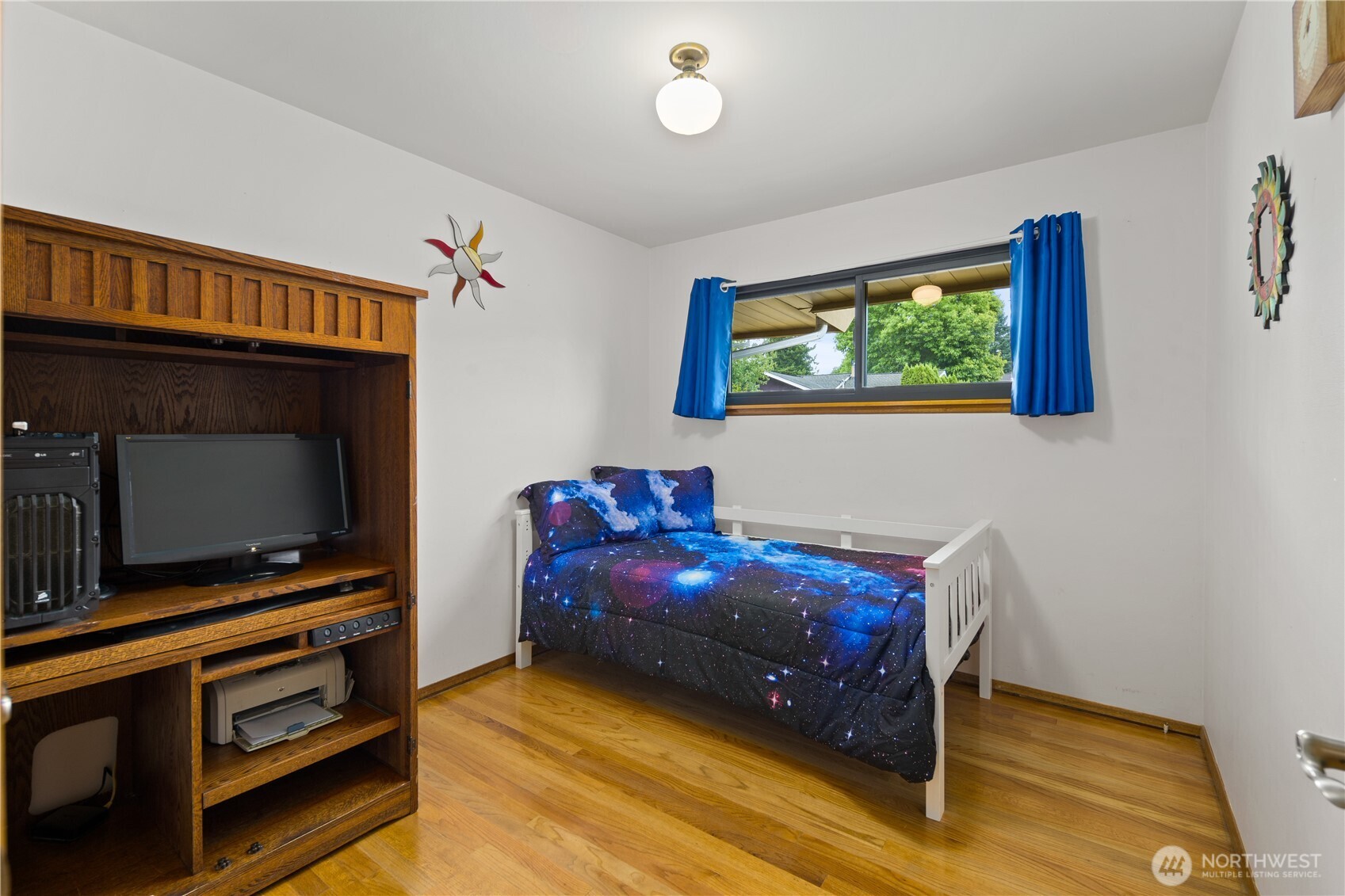 813 Jefferson Avenue NE