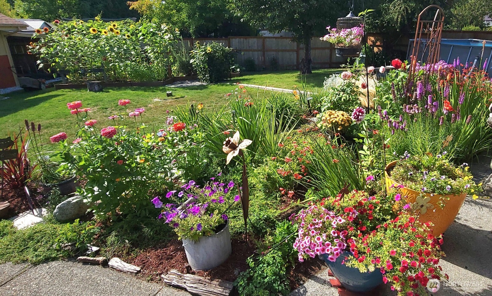 813 Jefferson Avenue NE