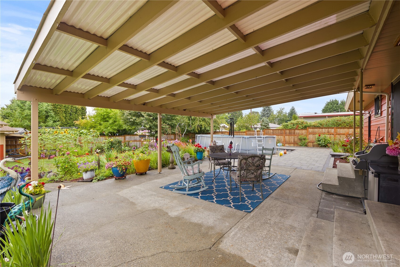 813 Jefferson Avenue NE