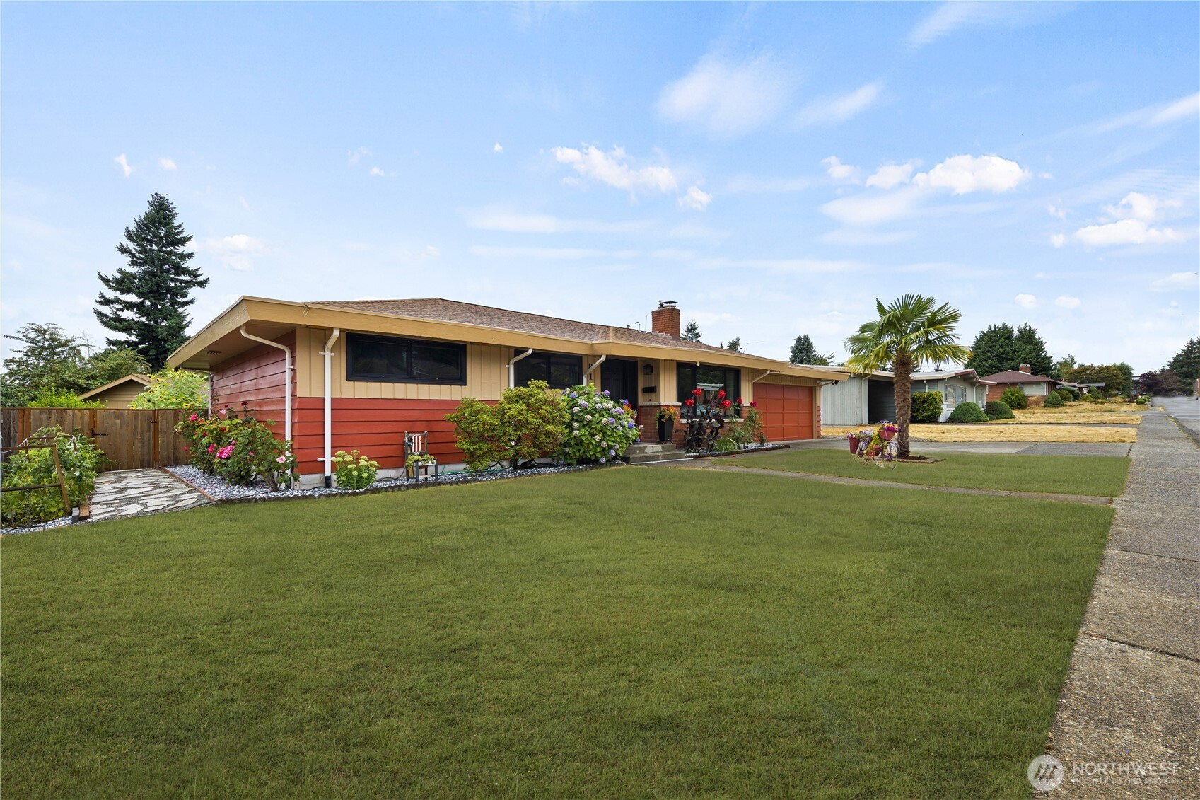 813 Jefferson Avenue NE