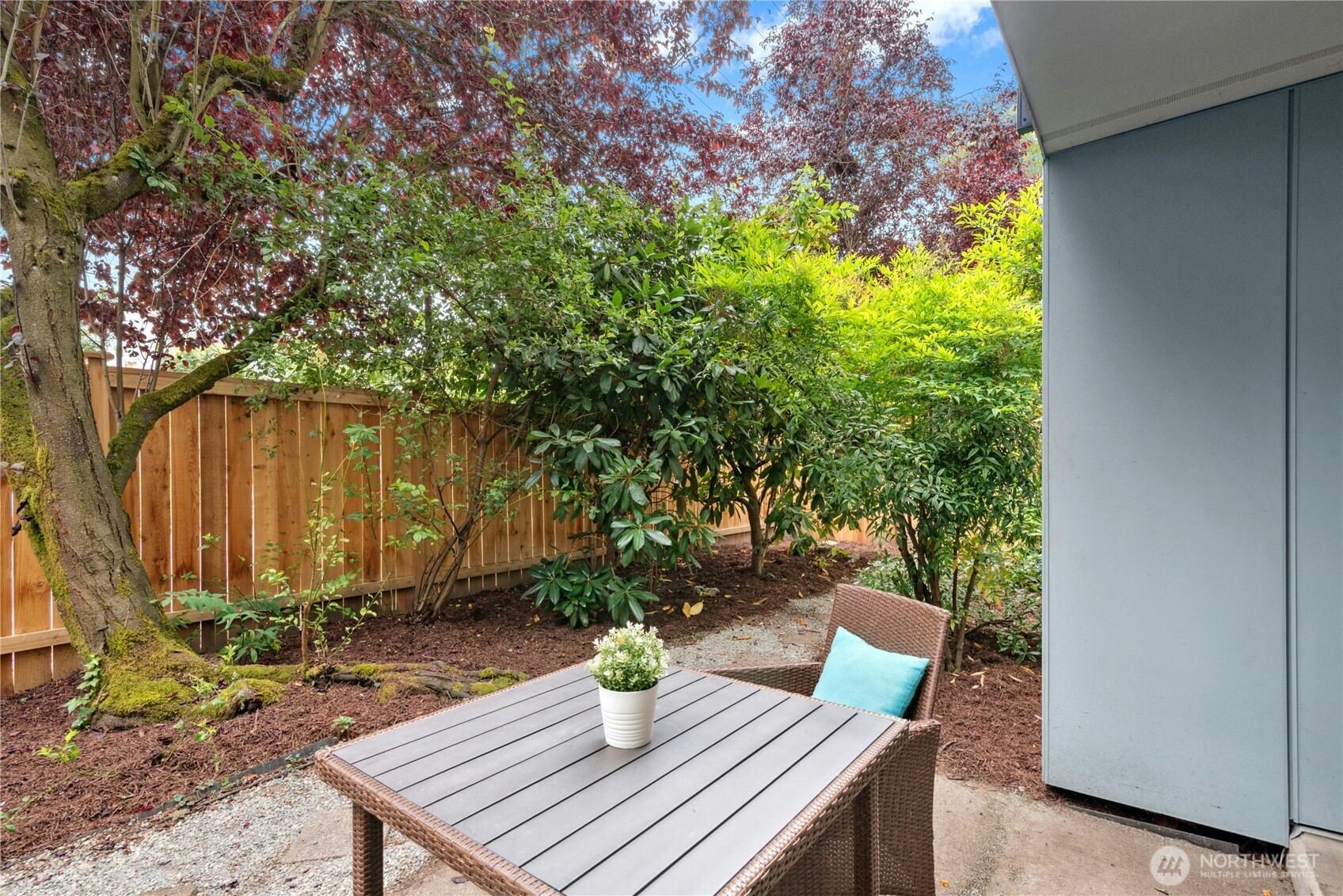 13717 Linden Avenue N Unit: 103