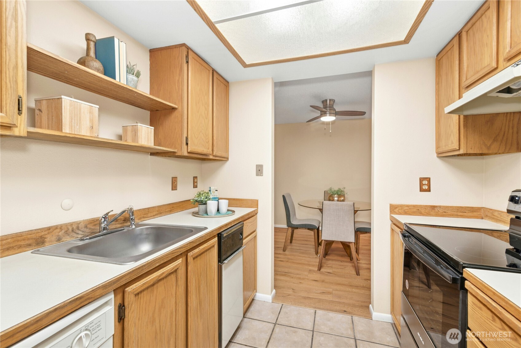 13717 Linden Avenue N Unit: 103