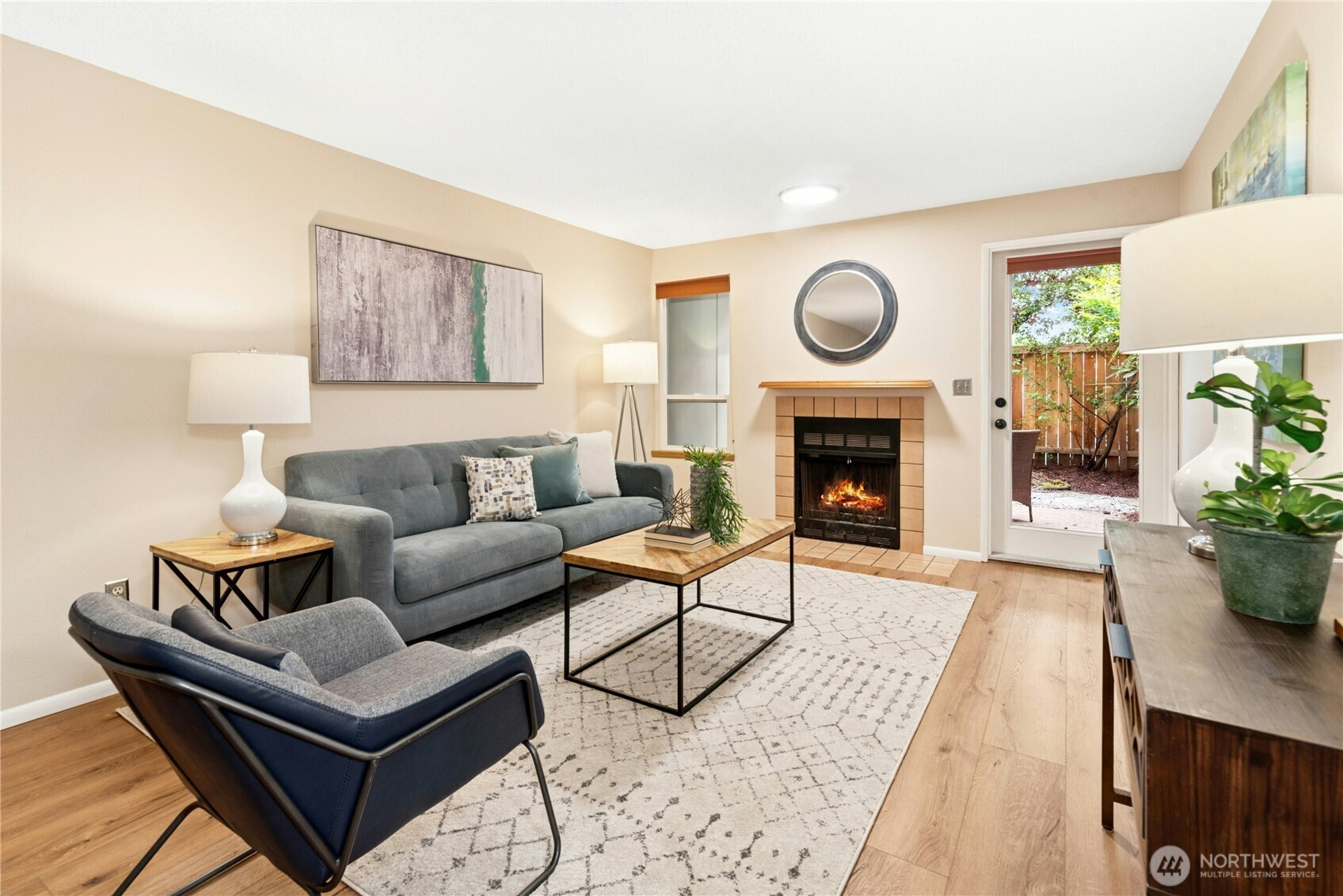 13717 Linden Avenue N Unit: 103