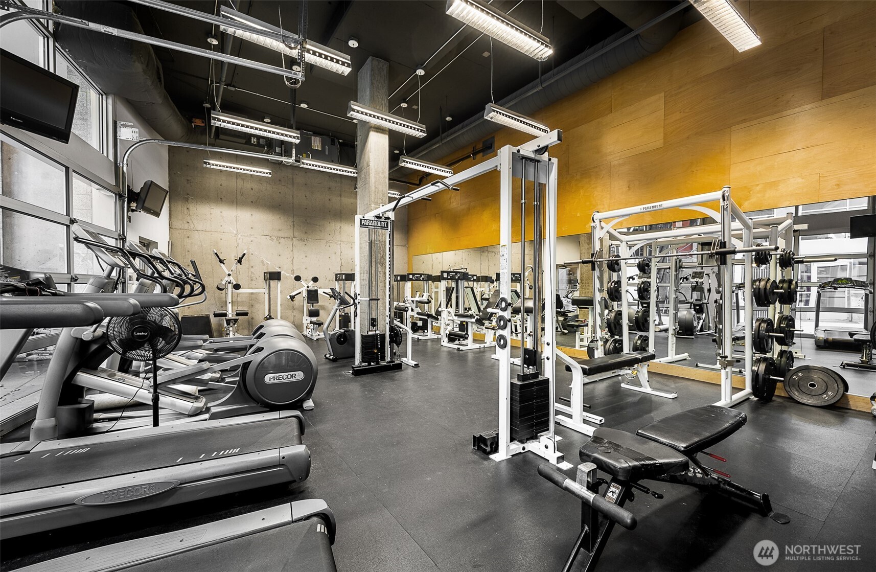 1410 E Pine Street Unit: W326