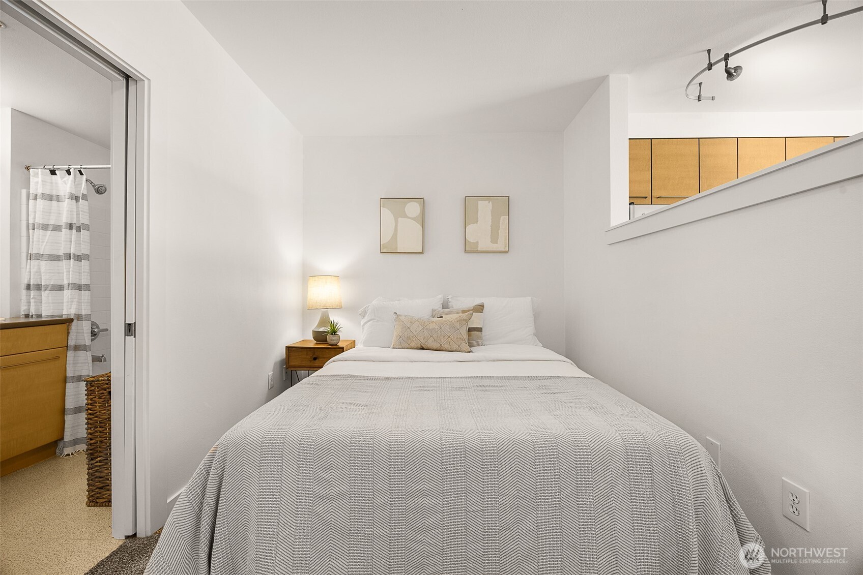 1410 E Pine Street Unit: W326