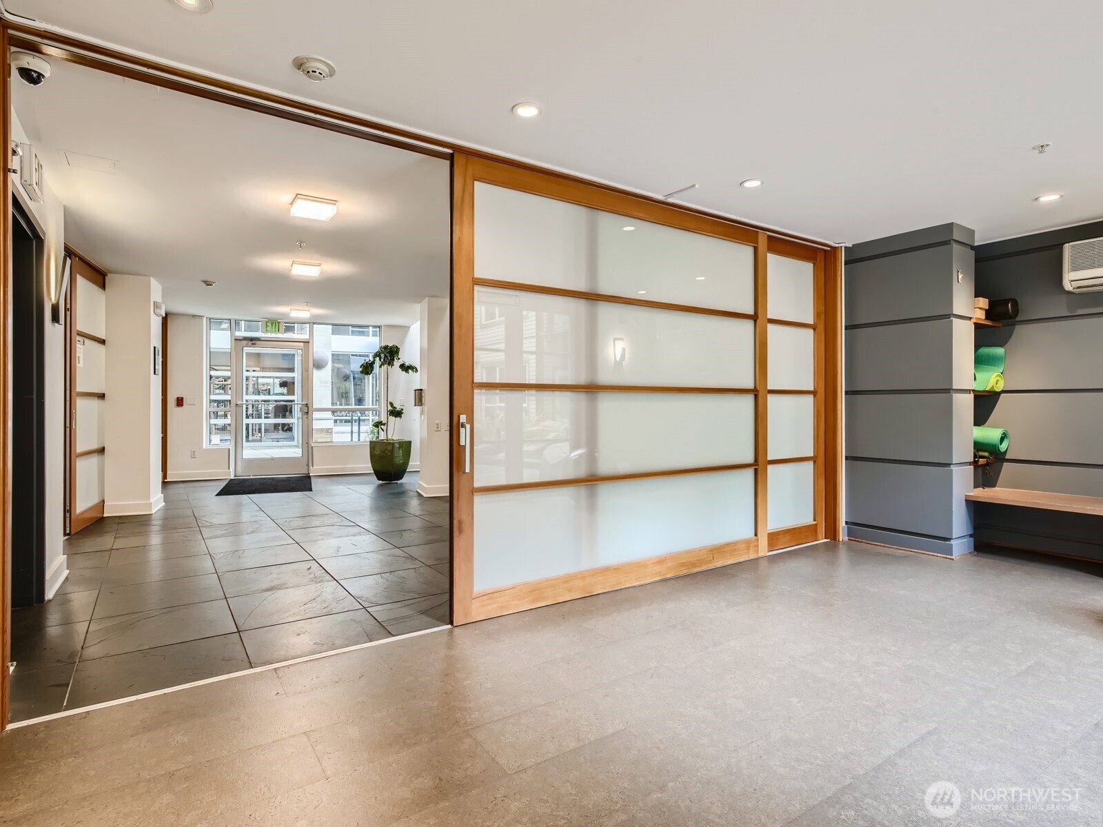 1410 E Pine Street Unit: W326