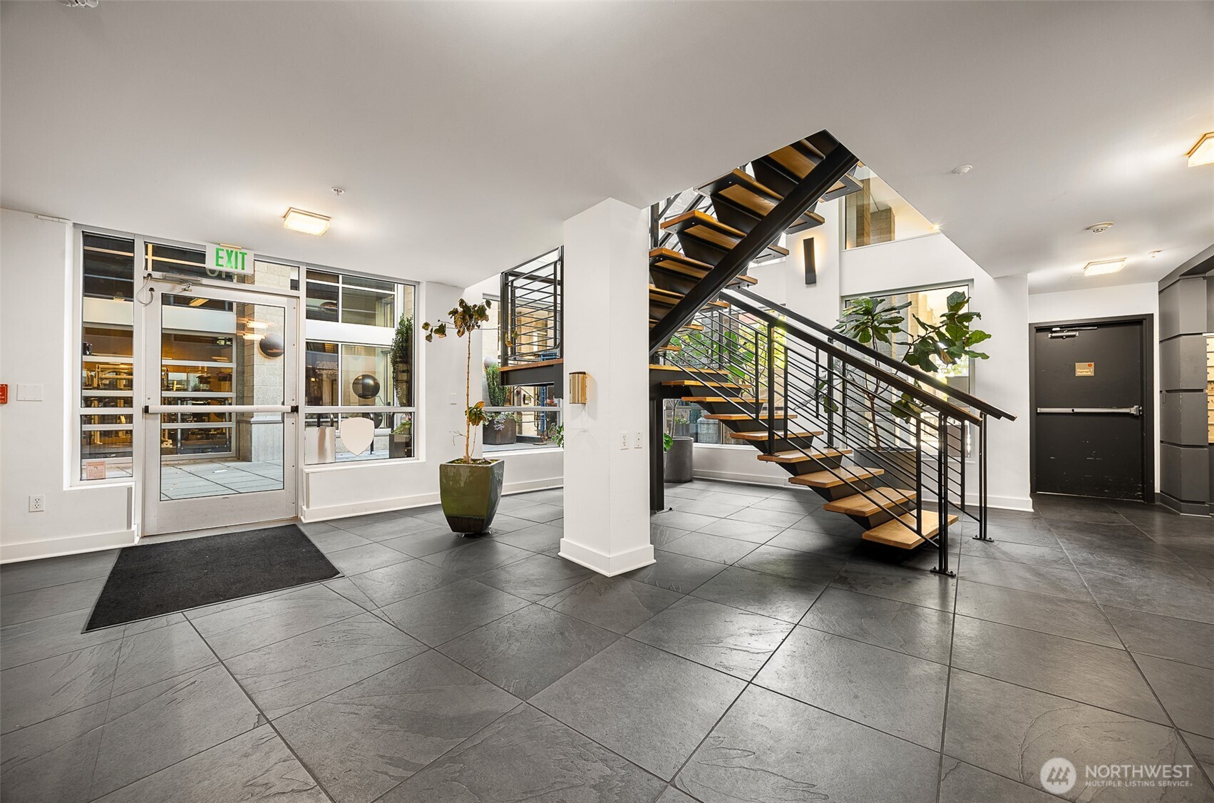 1410 E Pine Street Unit: W326