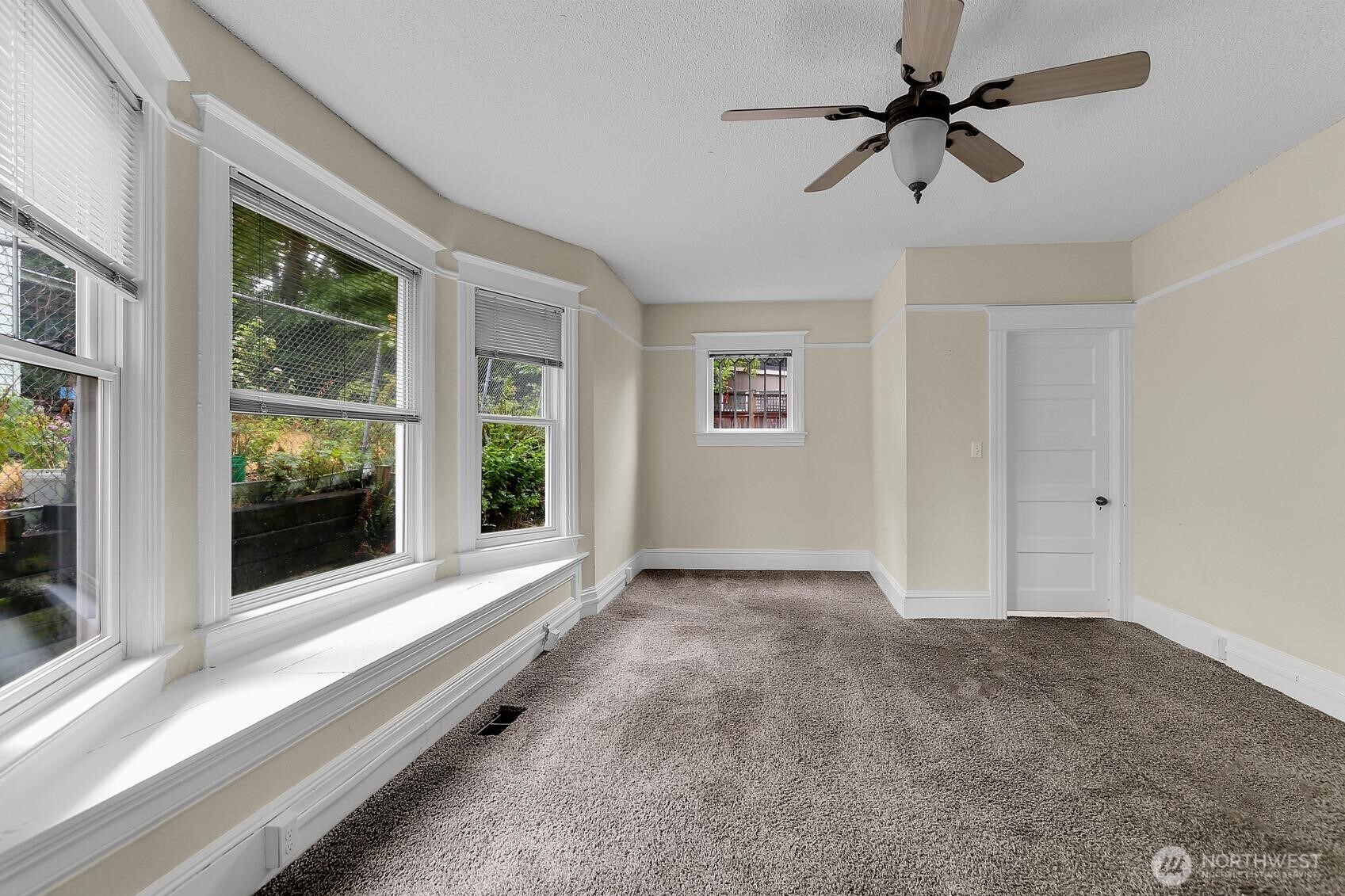 1814 E Cherry Street