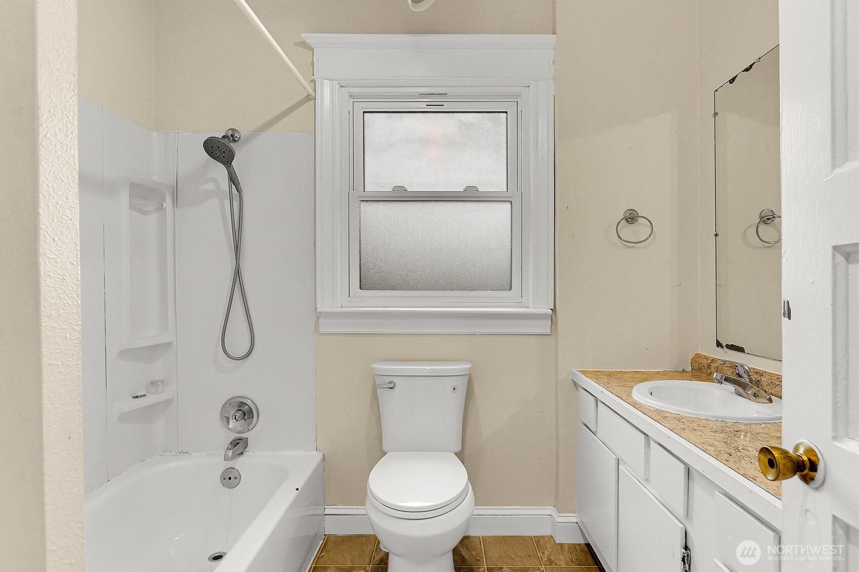 1814 E Cherry Street