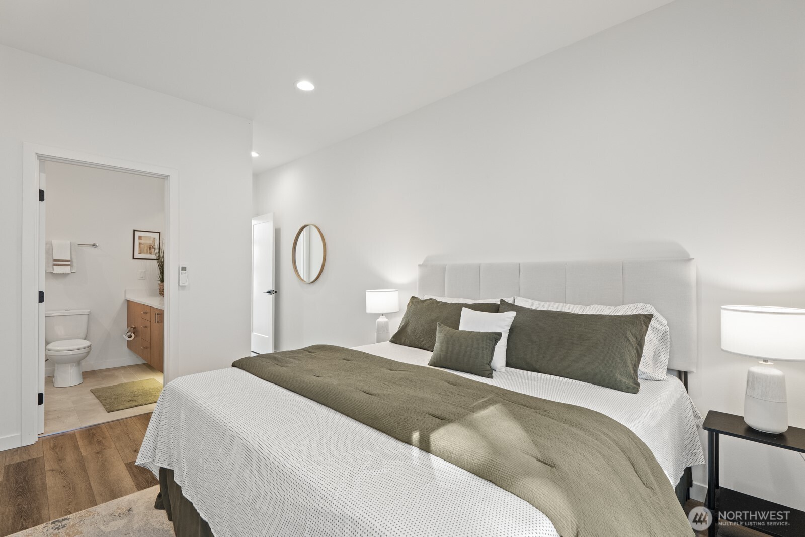 1508 18th AVE Unit: B