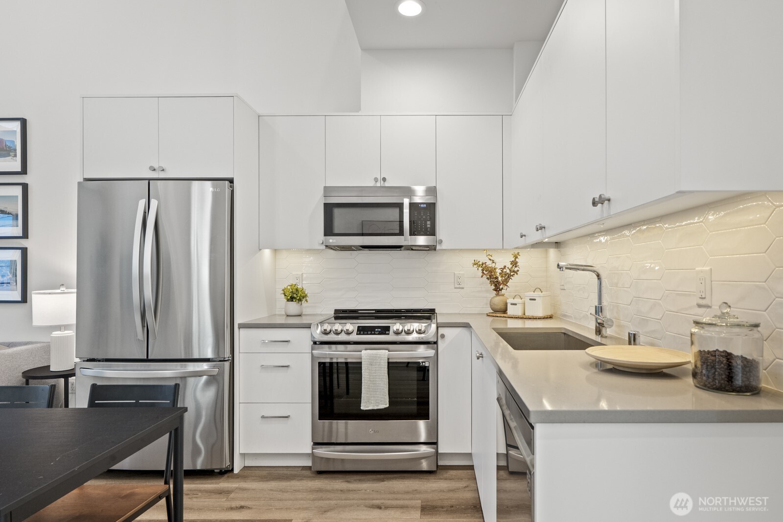 1508 18th AVE Unit: B