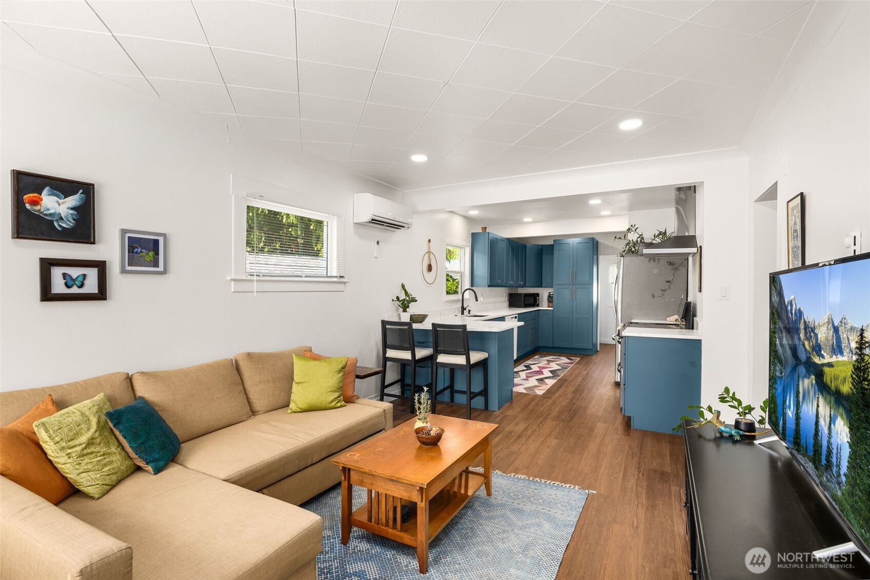 4208 S Genesee Street