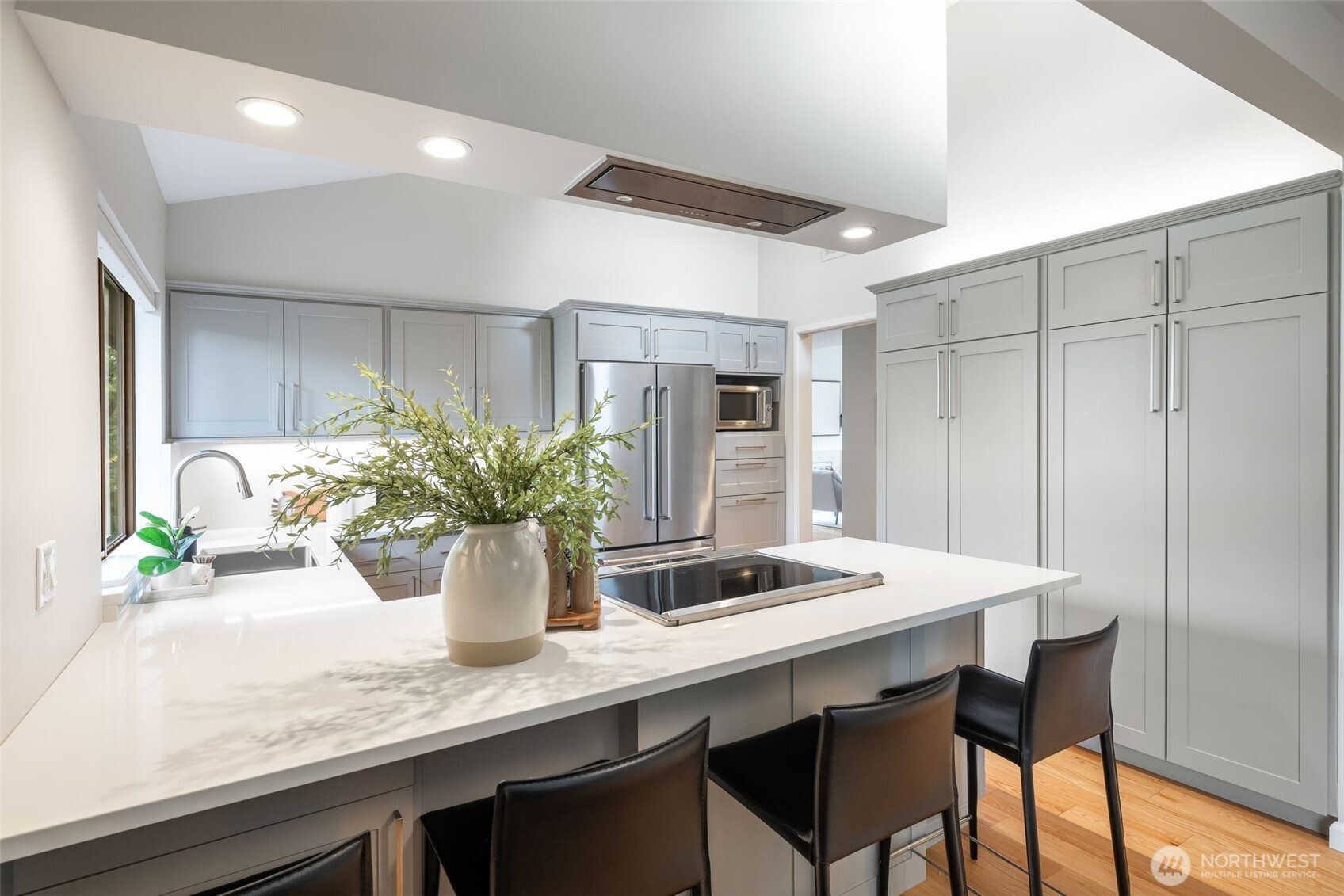 6570 Park Point Way NE