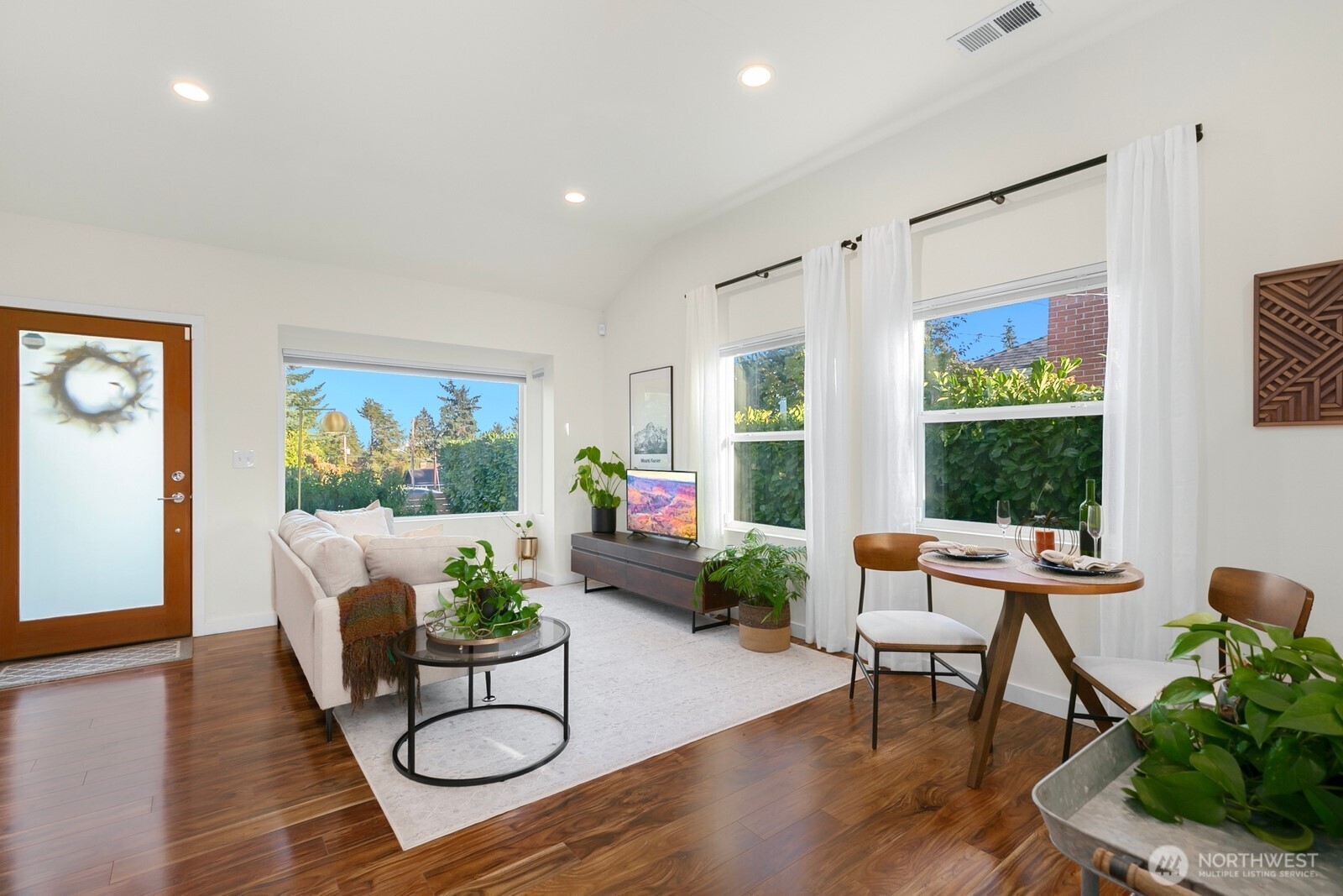 10743 Fremont Avenue N