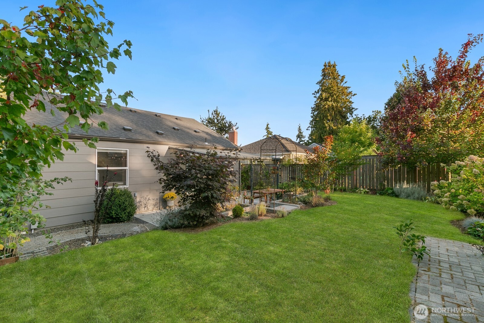 10743 Fremont Avenue N