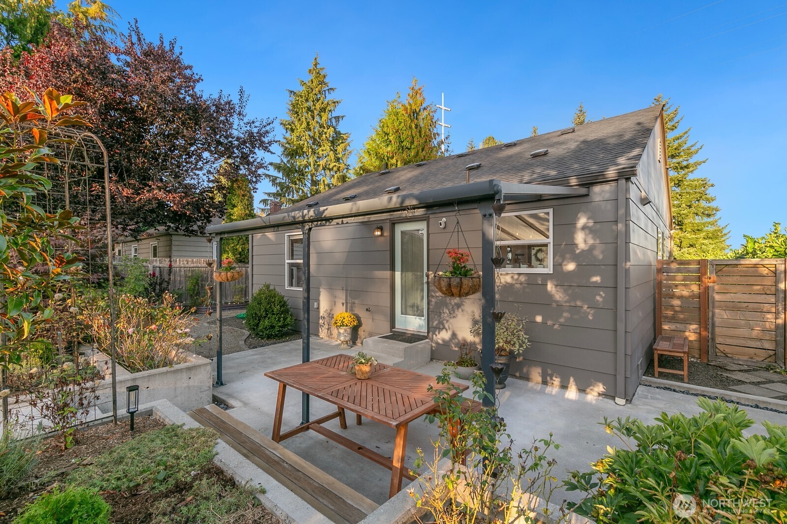 10743 Fremont Avenue N