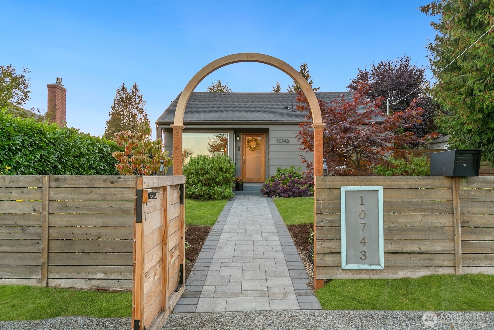 10743 Fremont Avenue N