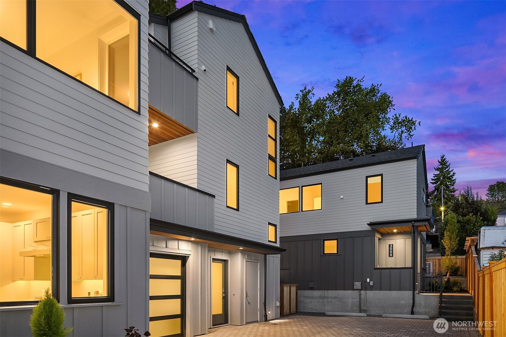 3010 B 32nd Avenue W